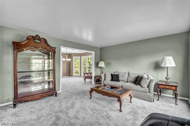 3045 Irena Lane, Twinsburg, OH 44087