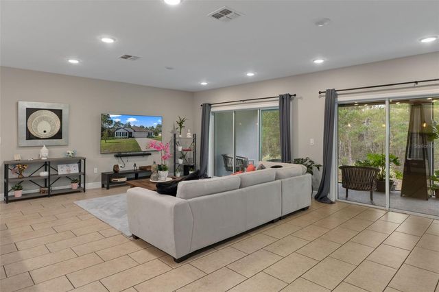 15 LONE PINE STREET, Homosassa, FL 34446