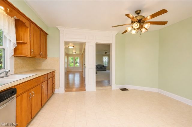 12201 King Church Avenue NW, Uniontown, OH 44685