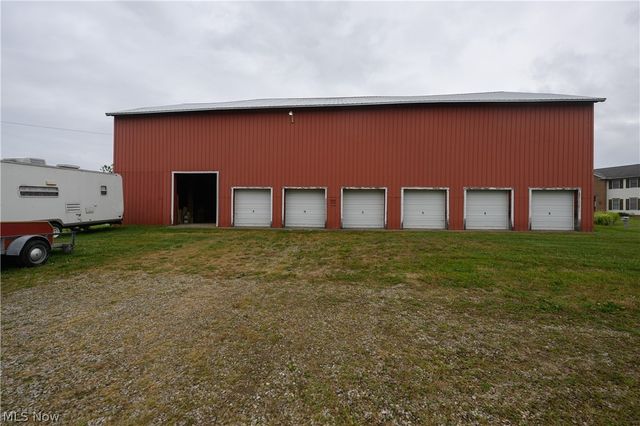 12201 King Church Avenue NW, Uniontown, OH 44685