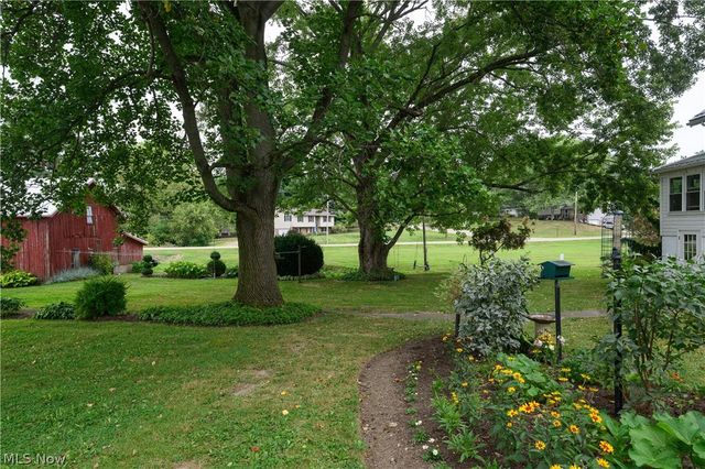 12201 King Church Avenue NW, Uniontown, OH 44685