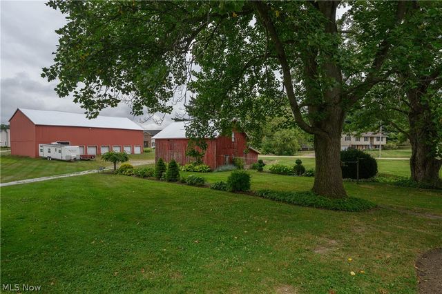 12201 King Church Avenue NW, Uniontown, OH 44685