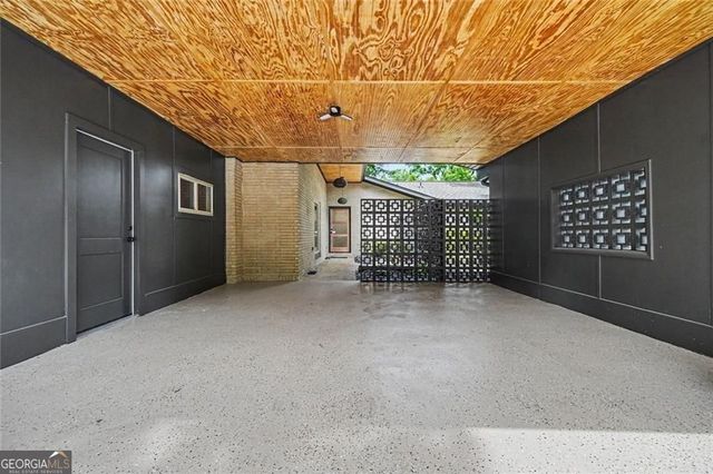 2700 Hawaii Court, Decatur, GA 30033