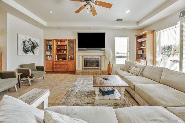 4100 Bisordi Ln, Santa Rosa, CA 95439