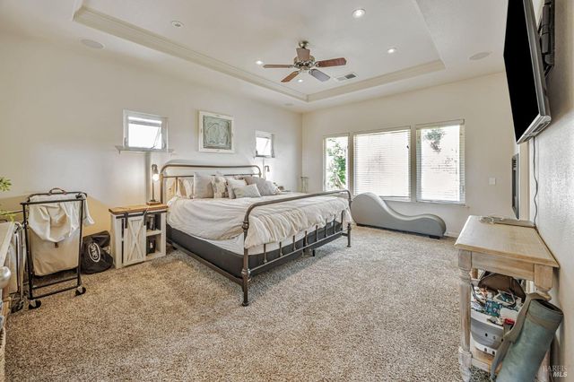 4100 Bisordi Ln, Santa Rosa, CA 95439