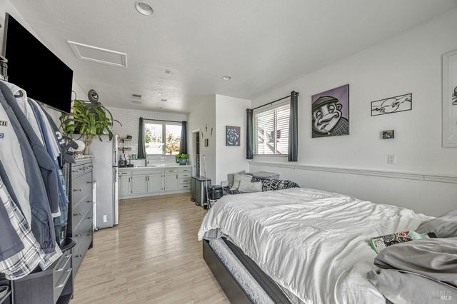 4100 Bisordi Ln, Santa Rosa, CA 95439