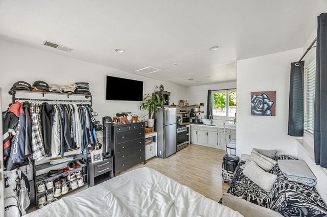 4100 Bisordi Ln, Santa Rosa, CA 95439