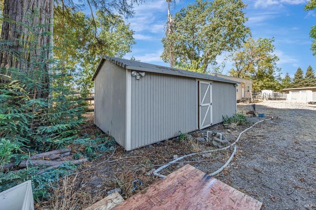 4100 Bisordi Ln, Santa Rosa, CA 95439