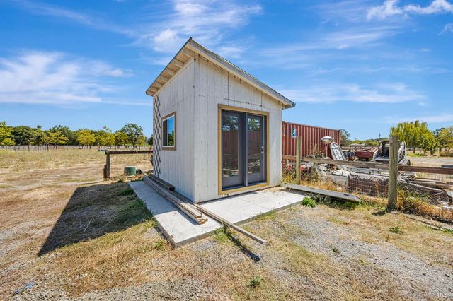 4100 Bisordi Ln, Santa Rosa, CA 95439