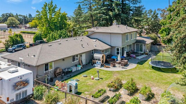 4100 Bisordi Ln, Santa Rosa, CA 95439