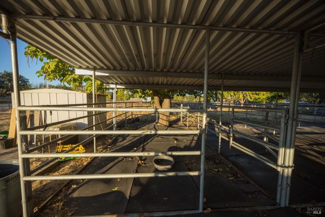 4100 Bisordi Ln, Santa Rosa, CA 95439