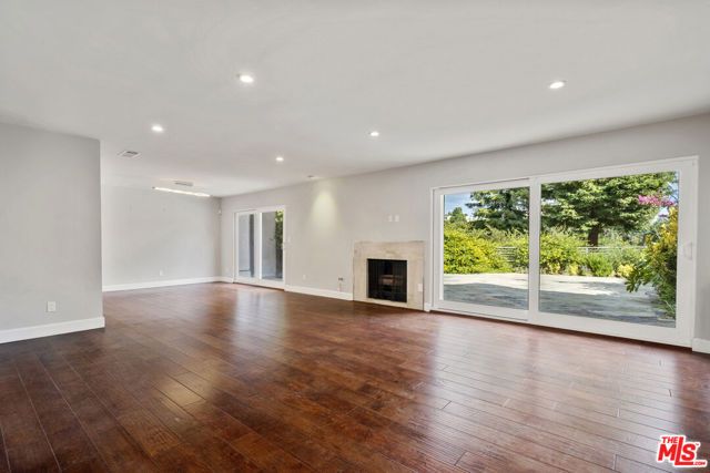 2606 Claray Drive 75, Los Angeles, CA 90077