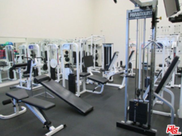 2606 Claray Drive 75, Los Angeles, CA 90077