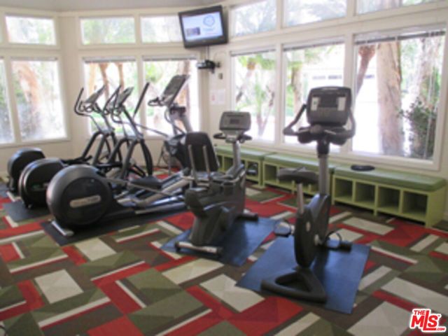 2606 Claray Drive 75, Los Angeles, CA 90077