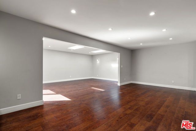 2606 Claray Drive 75, Los Angeles, CA 90077