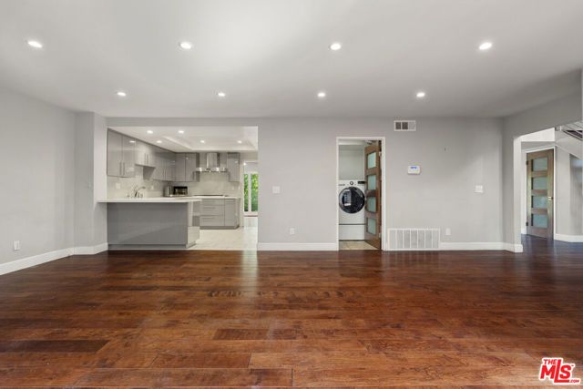 2606 Claray Drive 75, Los Angeles, CA 90077