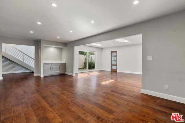 2606 Claray Drive 75, Los Angeles, CA 90077