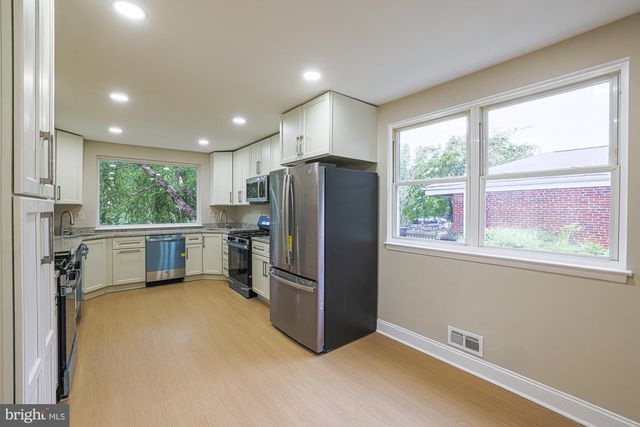 6011 WESTERN RUN DR, Baltimore, MD 21209