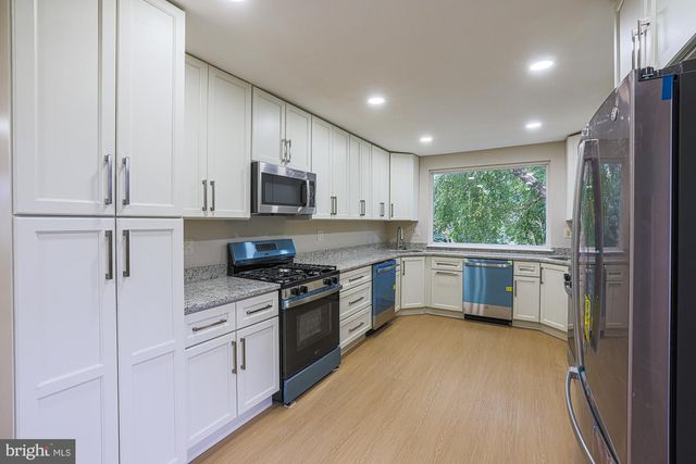 6011 WESTERN RUN DR, Baltimore, MD 21209