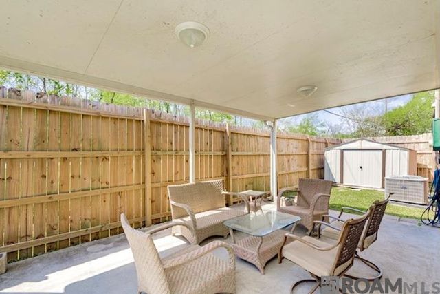 1571 Lila St, Baton Rouge, LA 70820