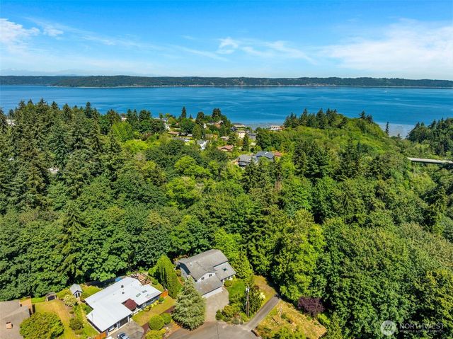 6344 Agnes Road NE, Tacoma, WA 98422