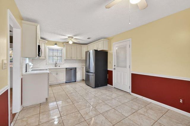 1362 Daniel Lane, Lawrenceville, GA 30046