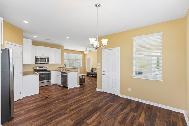 113 War Bonnet RDG, Kingsland, TX 78639