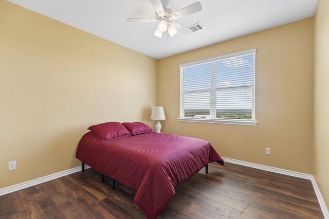 113 War Bonnet RDG, Kingsland, TX 78639