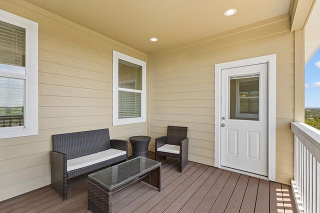 113 War Bonnet RDG, Kingsland, TX 78639