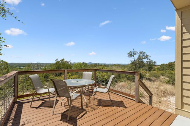 113 War Bonnet RDG, Kingsland, TX 78639