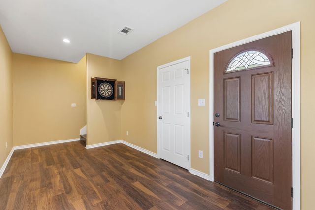 113 War Bonnet RDG, Kingsland, TX 78639