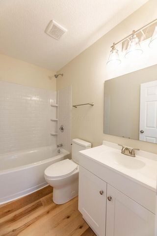 2288 Middlehurst Drive, Columbus, OH 43219