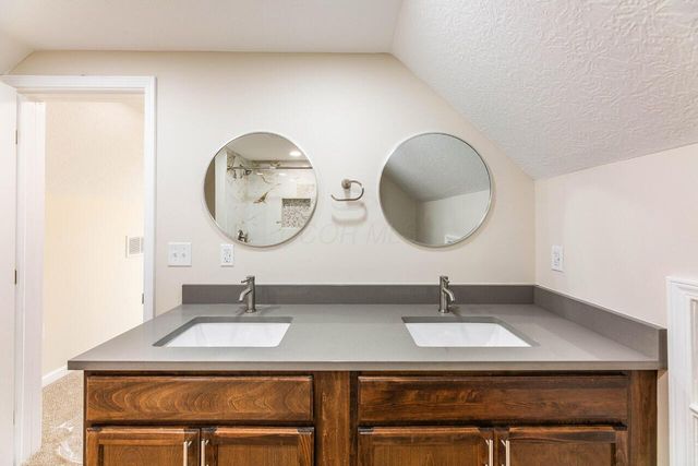 2288 Middlehurst Drive, Columbus, OH 43219