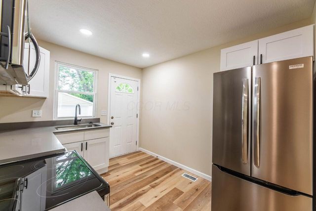 2288 Middlehurst Drive, Columbus, OH 43219