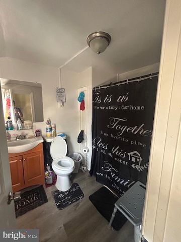 2710 LEHMAN ST, Chester, PA 19013