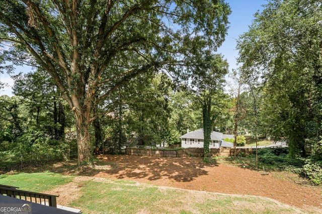 169 Woods Drive NE, Marietta, GA 30060