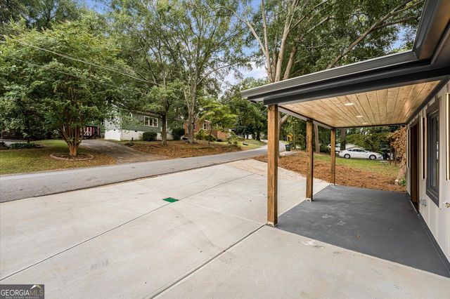 169 Woods Drive NE, Marietta, GA 30060