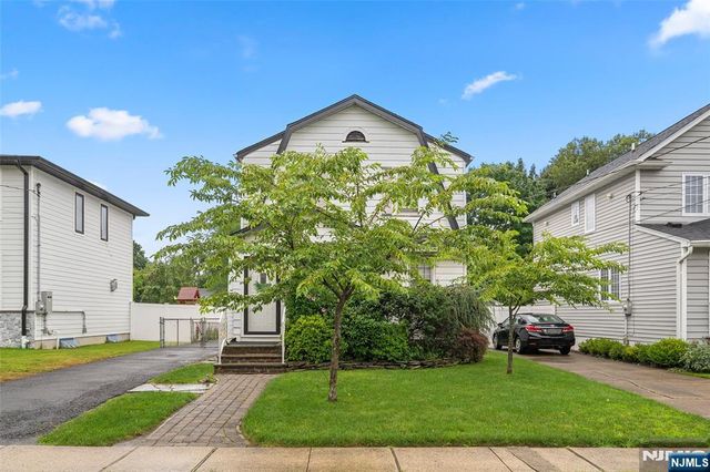 12 Holland Avenue, Demarest, NJ 07627