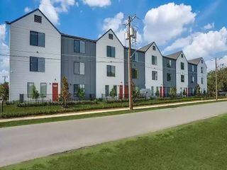 3275 Dallas Street 205, Dallas, TX 75210