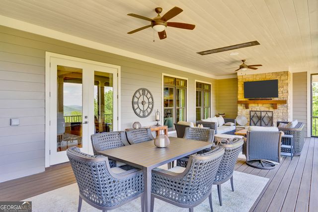 13 Arrow Mtn Drive SE, Cartersville, GA 30121