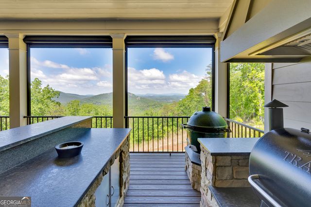 13 Arrow Mtn Drive SE, Cartersville, GA 30121