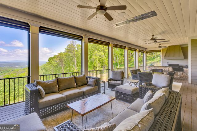 13 Arrow Mtn Drive SE, Cartersville, GA 30121
