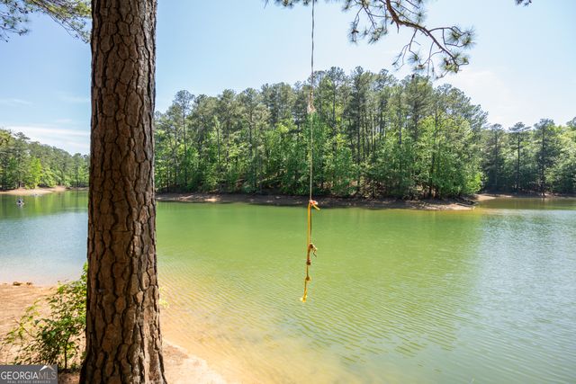 13 Arrow Mtn Drive SE, Cartersville, GA 30121