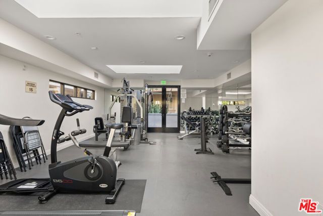 8238 W Manchester Avenue 208, Playa Del Rey (los Angeles), CA 90293