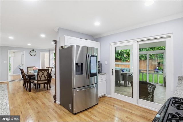 6809 ROLLING RD, Springfield, VA 22152