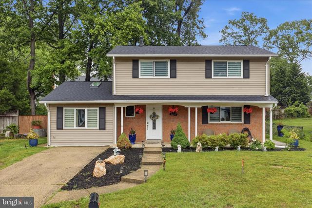 6809 ROLLING RD, Springfield, VA 22152