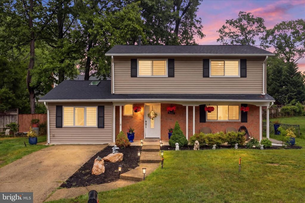 6809 ROLLING RD, Springfield, VA 22152