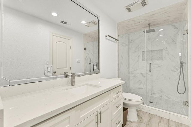 9206 W Sterling Drive, Pearland, TX 77584