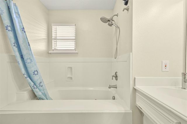 9206 W Sterling Drive, Pearland, TX 77584