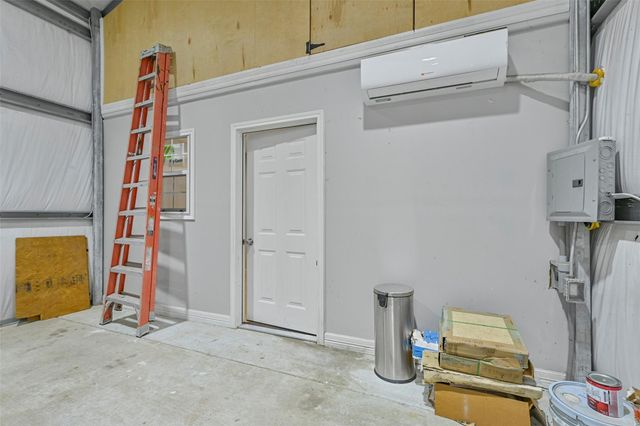 9206 W Sterling Drive, Pearland, TX 77584